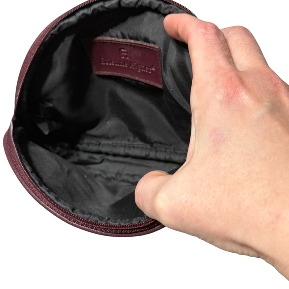 Etienne Aigner Cosmetic Case Personal Assets Vintage 8 x 5 Zip Oxblood Leather - Picture 3 of 4